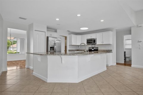 Casa en venta en Palm Coast, Florida, 3 dormitorios, 192.87 m2 № 2092332 - foto 2