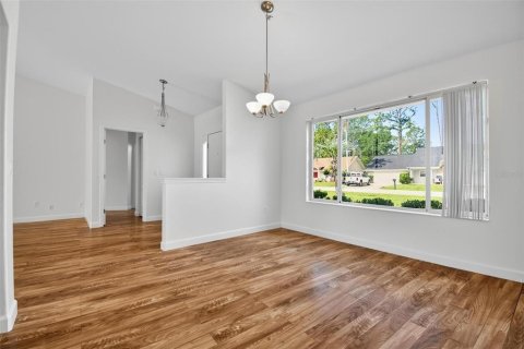Casa en venta en Palm Coast, Florida, 3 dormitorios, 192.87 m2 № 2092332 - foto 22