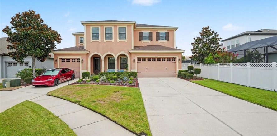 Villa ou maison à Wesley Chapel, Floride 4 chambres, 349.96 m2 № 2207083
