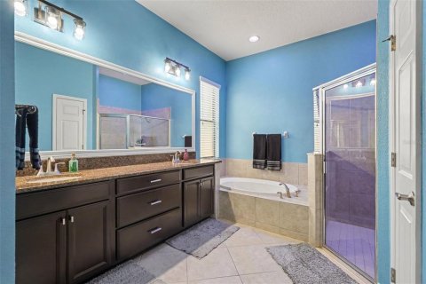 Villa ou maison à vendre à Wesley Chapel, Floride: 4 chambres, 349.96 m2 № 2207083 - photo 21