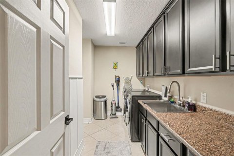 Villa ou maison à vendre à Wesley Chapel, Floride: 4 chambres, 349.96 m2 № 2207083 - photo 28