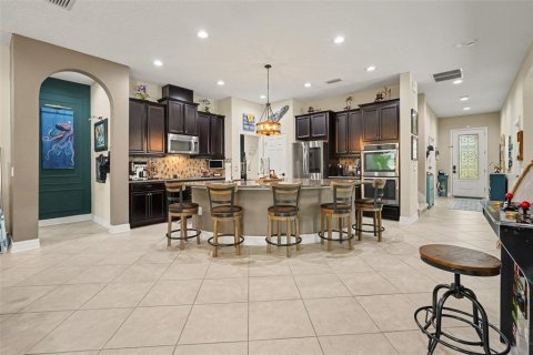 Villa ou maison à vendre à Wesley Chapel, Floride: 4 chambres, 349.96 m2 № 2207083 - photo 10