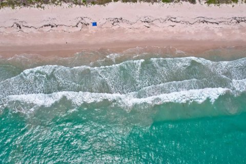 Condo in Hutchinson Island South, Florida, 2 bedrooms  № 2047082 - photo 2