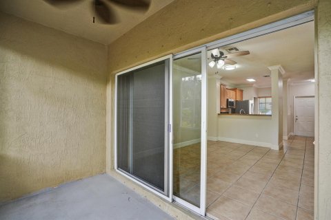 Touwnhouse à vendre à Pembroke Pines, Floride: 2 chambres, 95.13 m2 № 2085206 - photo 17