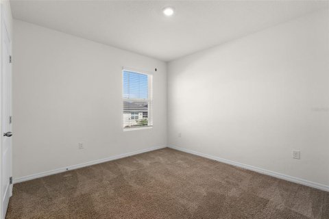 House in Tavares, Florida 5 bedrooms, 250.46 sq.m. № 1855591 - photo 28