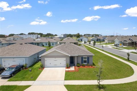 House in Haines City, Florida 4 bedrooms, 158.21 sq.m. № 1778971 - photo 30