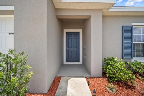 House in Haines City, Florida 4 bedrooms, 158.21 sq.m. № 1778971 - photo 4