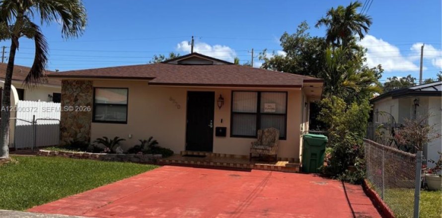 Villa ou maison à Miami, Floride 3 chambres, 148.27 m2 № 2070956
