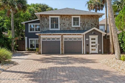 Купить виллу или дом в Атлантик-Бич, Флорида 4 спальни, 233.46м2, № 773701 - фото 1