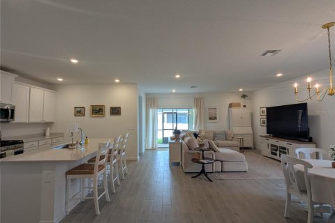 Villa ou maison à louer à Alachua, Floride: 4 chambres, 180.88 m2 № 2156015 - photo 9