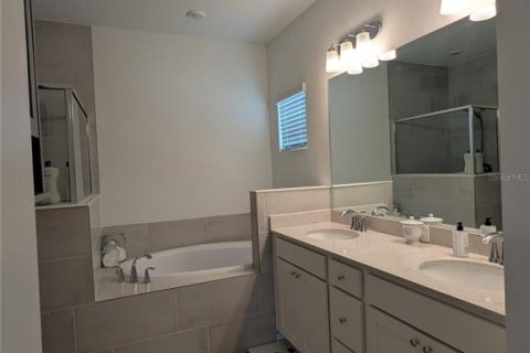 Villa ou maison à louer à Alachua, Floride: 4 chambres, 180.88 m2 № 2156015 - photo 30