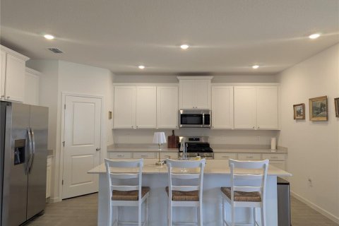 Villa ou maison à louer à Alachua, Floride: 4 chambres, 180.88 m2 № 2156015 - photo 13