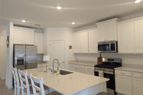 Villa ou maison à louer à Alachua, Floride: 4 chambres, 180.88 m2 № 2156015 - photo 11