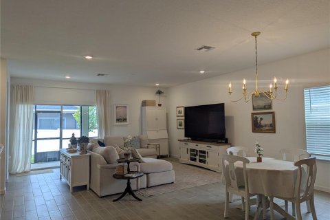 Villa ou maison à louer à Alachua, Floride: 4 chambres, 180.88 m2 № 2156015 - photo 18