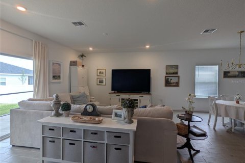 Villa ou maison à louer à Alachua, Floride: 4 chambres, 180.88 m2 № 2156015 - photo 7