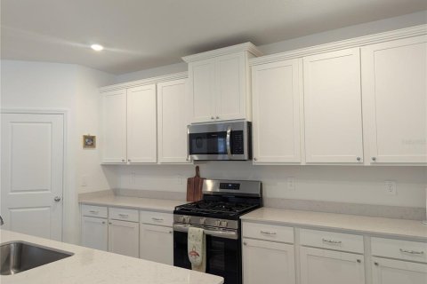 Villa ou maison à louer à Alachua, Floride: 4 chambres, 180.88 m2 № 2156015 - photo 14