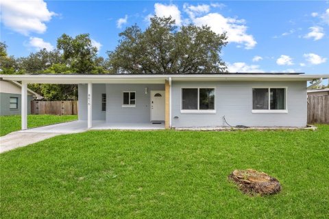 House in Temple Terrace, Florida 3 bedrooms, 115.29 sq.m. № 2287690