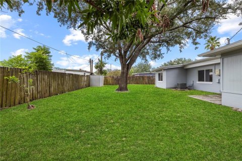 Villa ou maison à vendre à Temple Terrace, Floride: 3 chambres, 115.29 m2 № 2287690 - photo 25