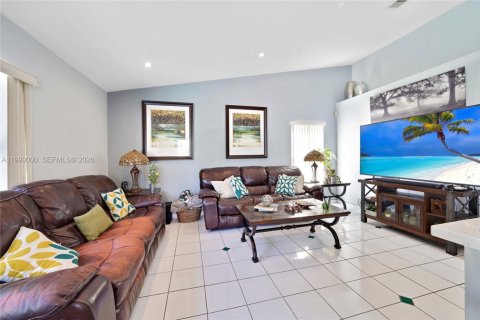 Casa en venta en Miramar, Florida, 3 dormitorios, 151.62 m2 № 2060762 - foto 9