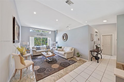 Casa en venta en Miramar, Florida, 3 dormitorios, 151.62 m2 № 2060762 - foto 3