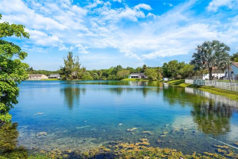 Casa en venta en Miramar, Florida, 3 dormitorios, 151.62 m2 № 2060762 - foto 21