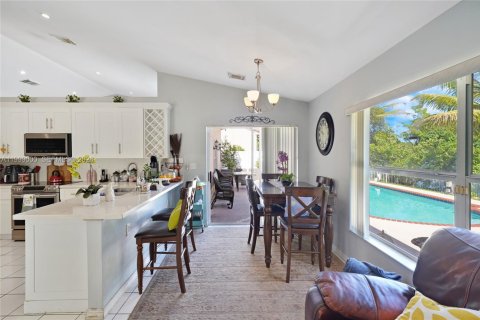 Casa en venta en Miramar, Florida, 3 dormitorios, 151.62 m2 № 2060762 - foto 7