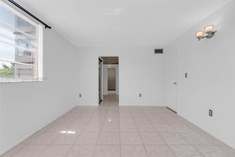 Condominio en venta en Plantation, Florida, 2 dormitorios, 100.33 m2 № 1857437 - foto 14