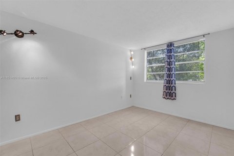Condominio en venta en Plantation, Florida, 2 dormitorios, 100.33 m2 № 1857437 - foto 20