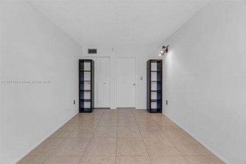Condominio en venta en Plantation, Florida, 2 dormitorios, 100.33 m2 № 1857437 - foto 21