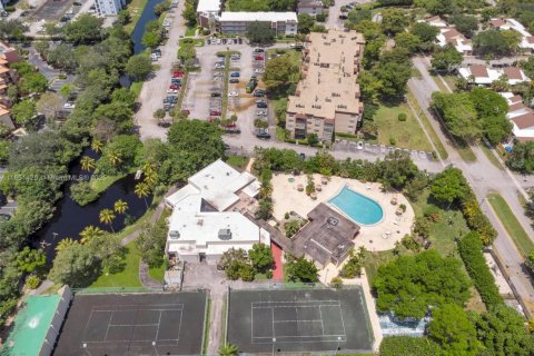 Condominio en venta en Plantation, Florida, 2 dormitorios, 100.33 m2 № 1857437 - foto 25