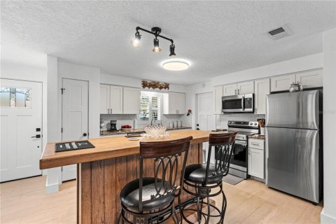 Casa en venta en South Daytona, Florida, 3 dormitorios, 108.88 m2 № 2139701 - foto 2