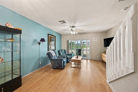 Townhouse in Bradenton, Florida 2 bedrooms, 100.33 sq.m. № 2386151 - photo 4