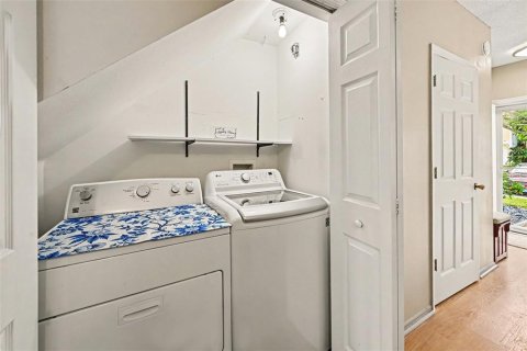 Townhouse in Bradenton, Florida 2 bedrooms, 100.33 sq.m. № 2386151 - photo 25