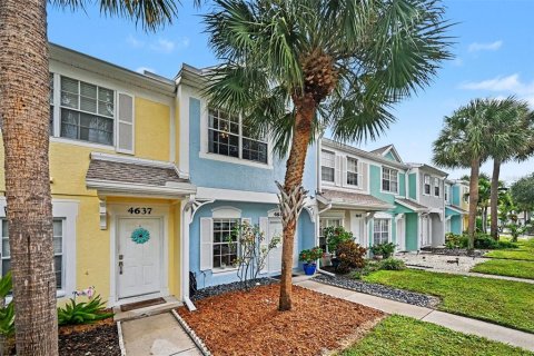 Townhouse in Bradenton, Florida 2 bedrooms, 100.33 sq.m. № 2386151 - photo 2