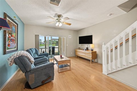 Townhouse in Bradenton, Florida 2 bedrooms, 100.33 sq.m. № 2386151 - photo 5
