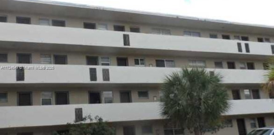 Condominio en Miami, Florida, 1 dormitorio № 1867639