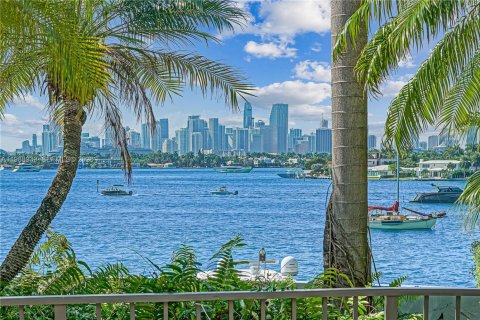 Copropriété à louer à Miami Beach, Floride: 2 chambres, 110.55 m2 № 2050740 - photo 27