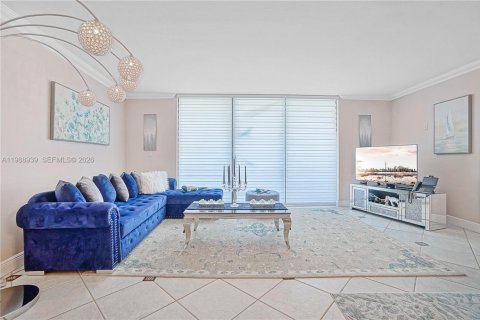 Copropriété à louer à Miami Beach, Floride: 2 chambres, 110.55 m2 № 2050740 - photo 11