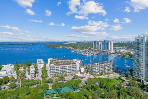 Copropriété à louer à Miami Beach, Floride: 2 chambres, 110.55 m2 № 2050740 - photo 29