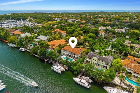 Casa en venta en Coral Gables, Florida, 6 dormitorios, 470.46 m2 № 1943565 - foto 29