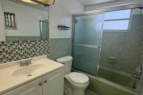 Copropriété à louer à Hollywood, Floride: 1 chambre, 53.14 m2 № 1963173 - photo 10