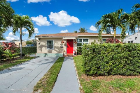 Casa en venta en Hollywood, Florida, 4 dormitorios, 128.67 m2 № 2305354 - foto 21
