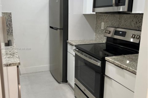 Copropriété à vendre à Miami Lakes, Floride: 2 chambres, 75.81 m2 № 2058398 - photo 6