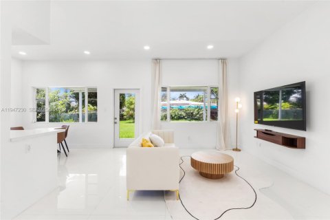 Снять в аренду виллу или дом в Майами-Бич, Флорида 3 спальни, 151.24м2, № 2005815 - фото 8