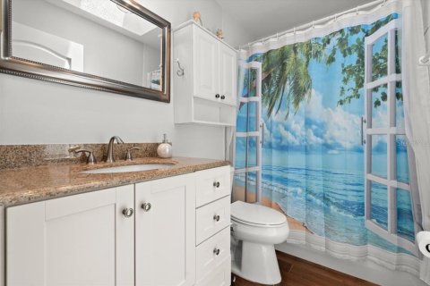 House in Port Orange, Florida 3 bedrooms, 190.26 sq.m. № 1792710 - photo 18