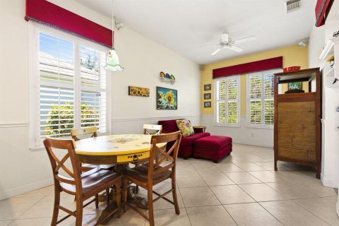 Villa ou maison à vendre à Port St. Lucie, Floride: 3 chambres, 203.27 m2 № 2172805 - photo 15