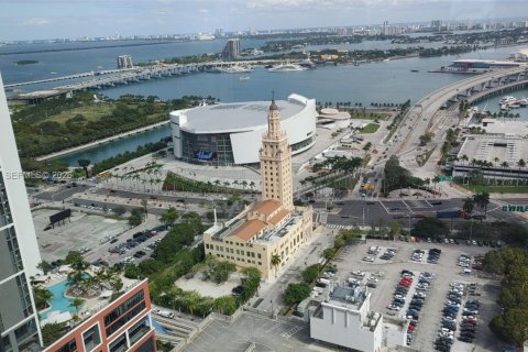 Condo in Miami Beach, Florida, 1 bedroom  № 2049863 - photo 18