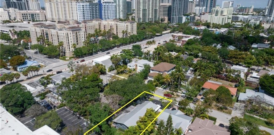 Villa ou maison à Fort Lauderdale, Floride 2 chambres, 85.19 m2 № 1097592