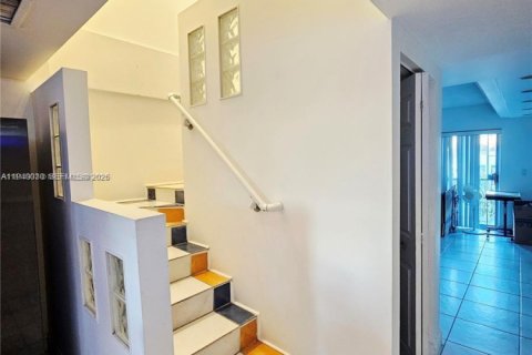 Купить кондоминиум в Хайалиа, Флорида 2 спальни, 83.24м2, № 1997324 - фото 13