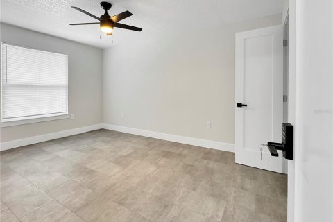 Casa en alquiler en Orlando, Florida, 5 dormitorios, 240.8 m2 № 1877105 - foto 10